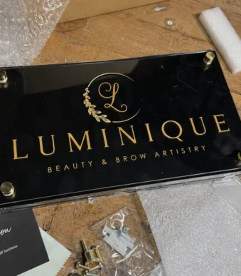 3d acrylic signage 2